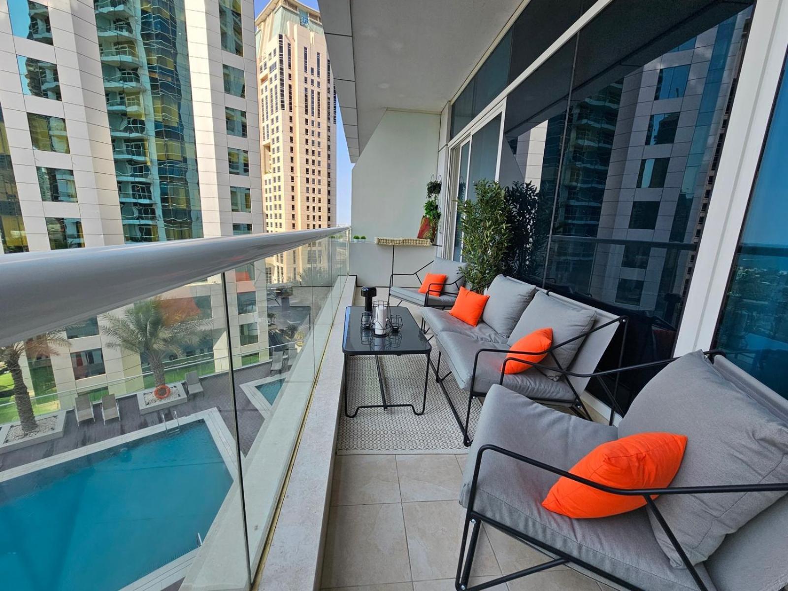 New Renovated Modern 1 Bedroom Dubai Marina Bagian luar foto